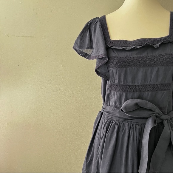 Draper James Navy embroidered tiered flutter sleeve midi dress size small - Picture 6 of 15